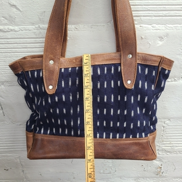 Kakaw Designs Navy & Brown Shoulder Tote - Picture 9 of 12